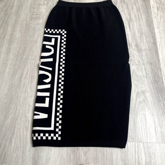 Versace Logo Print Skirt - Picture 2 of 5